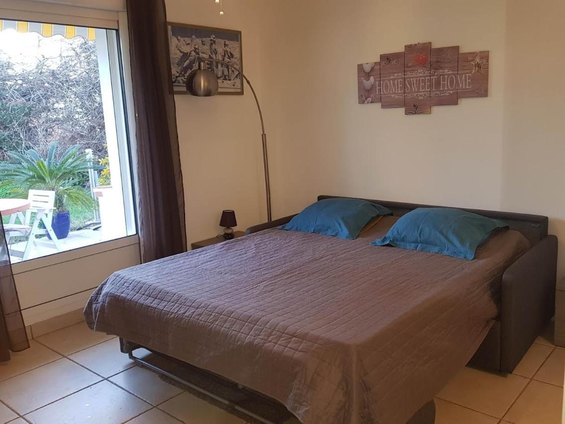 Apartment Centre